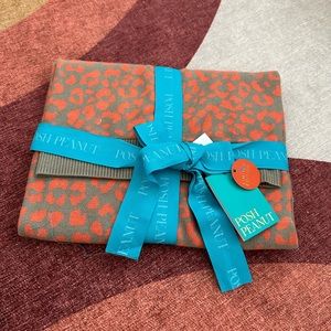 Posh Peanut Milan Jacquard Blanket - Cheetah print